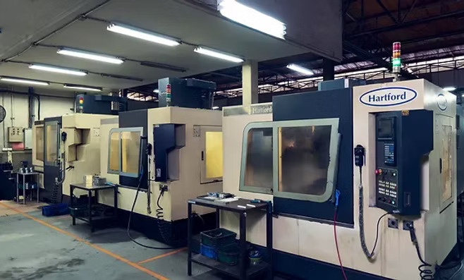 ศูนย์ควบคุมเครื่องจักร CNC